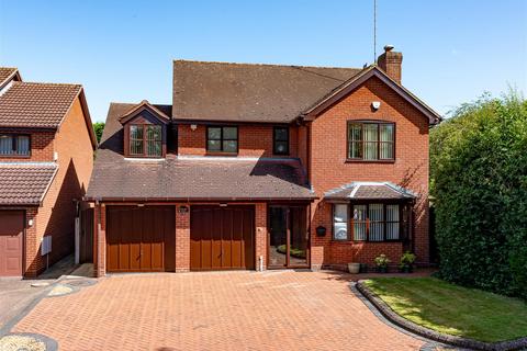 6 Bratch Hollow, Wombourne, Wolverhampton, WV5 9AE
