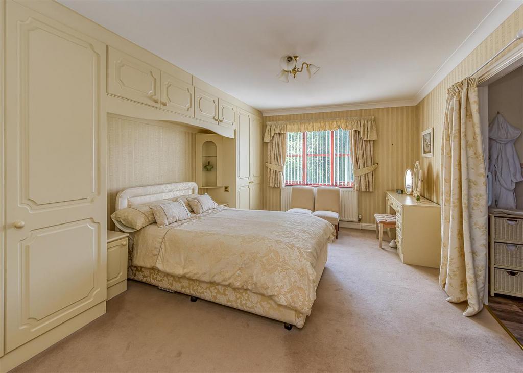 6 Bratch Hollow-bed1b.jpg