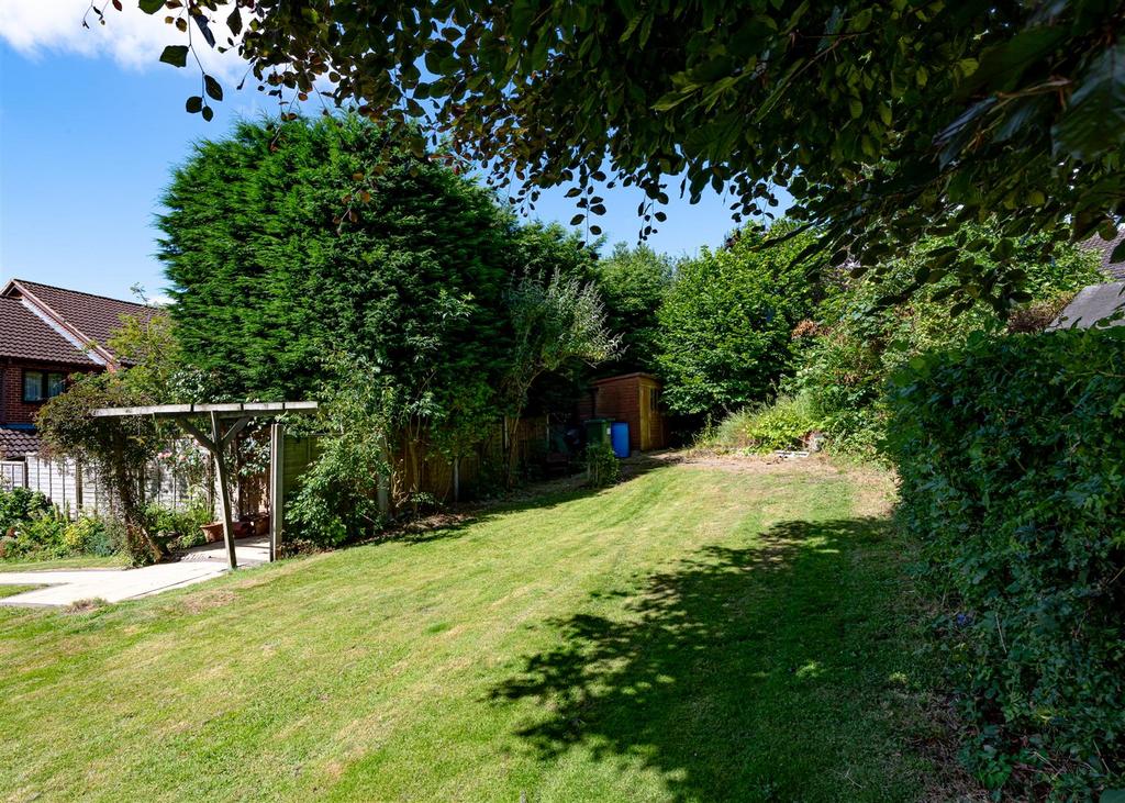 6 Bratch Hollow-garden4.jpg