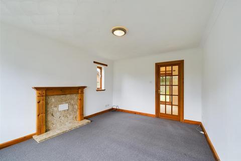 19 Nellfield Road, Crieff, PH7 3DU