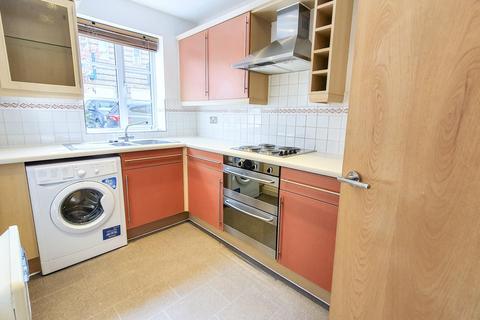 2 bedroom apartment to rent, Newland Gardens, Hertford