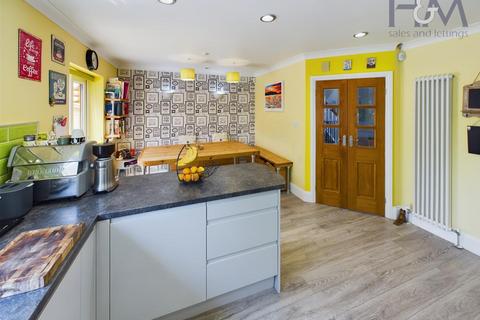 3 Apple Tree Close, Biggleswade, SG18 8NF