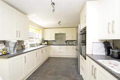 4 bedroom detached house for sale, Parrys Close, Bayston Hill, Shrewsbury