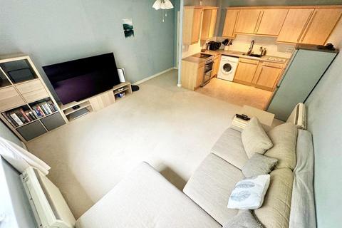 2 bedroom apartment for sale, Miles Close, Ham Green