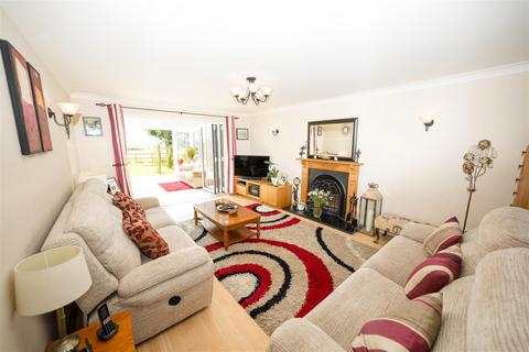 Magnolia Cottage Lower Road, Peldon, Colchester, CO5 7QR