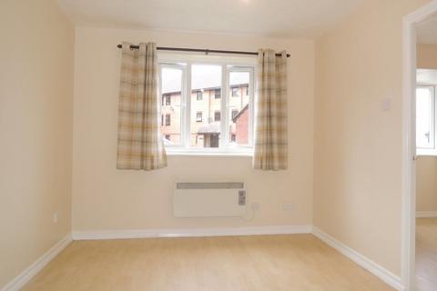 1 bedroom flat to rent, HIGHWOODS