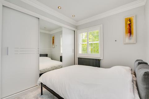 1 bedroom flat for sale, Sutherland Street, London, SW1V