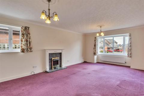 12 Birch Close, Four Crosses, Llanymynech, SY22 6NH