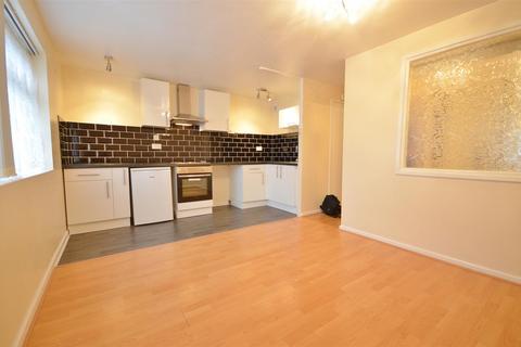 1 bedroom apartment to rent, Burfield Court, Handcross Road, Luton