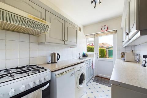 3 bedroom semi-detached house for sale, Barmouth Avenue, Greenford UB6