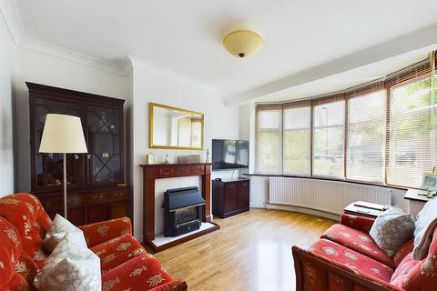 77 Barmouth Avenue, Perivale, Greenford, UB6 8JU