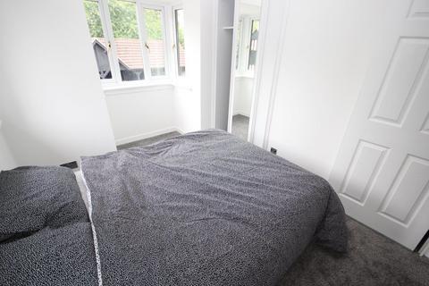 1 bedroom house to rent, 1 Bedroom - Laindon