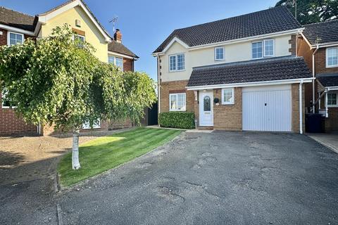 4 bedroom detached house for sale, Harden Close, Great Oakley, Corby