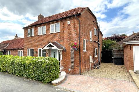 4 bedroom semi-detached house for sale, Riverside Walk, Bottesford