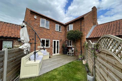 4 bedroom semi-detached house for sale, Riverside Walk, Bottesford