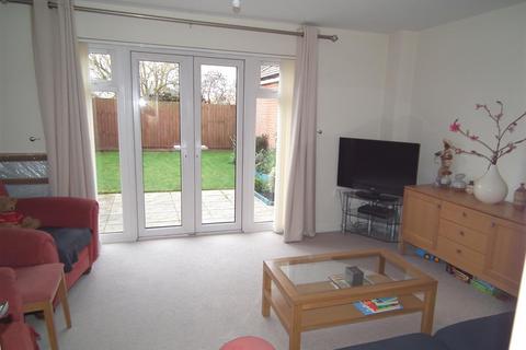 4 bedroom semi-detached house to rent, Oak Grove, Cherry Orchard, NN3