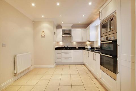 2 bedroom apartment for sale, Holywell Lodge, Enfield