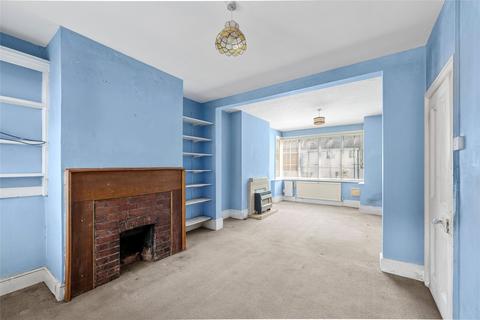 16 Brook Hill, Oxted, RH8 9LR
