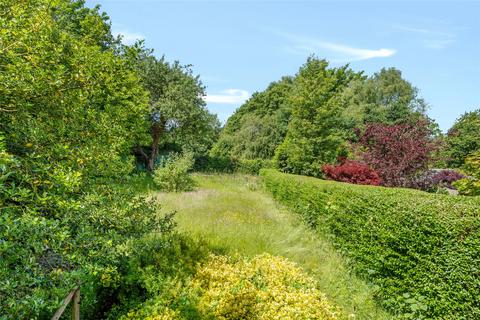 16 Brook Hill, Oxted, RH8 9LR