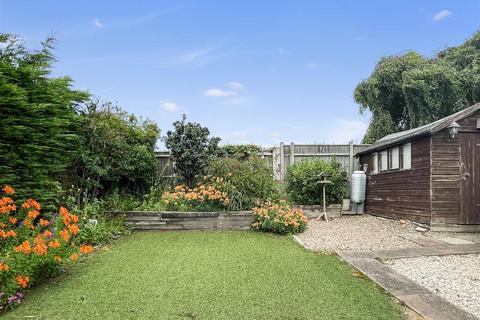 2 bedroom semi-detached bungalow for sale, Chedgrave Road, South Lowestoft