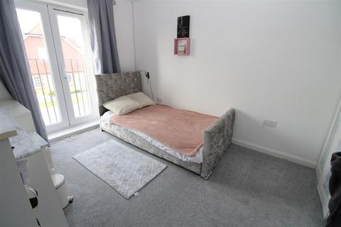 50 Benjamin Gray Drive, Littlehampton, BN17 7FA