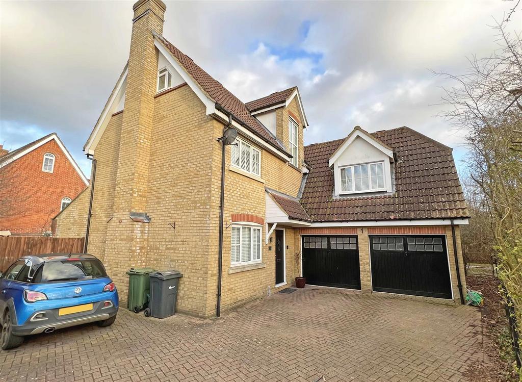 Grantham Avenue, Great Notley, Braintree 6 bed detached house for sale