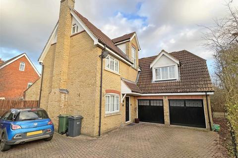6 bedroom detached house for sale, Grantham Avenue, Great Notley, Braintree