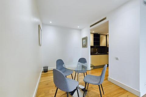 2 bedroom apartment to rent, 48 Westferry Circus, London