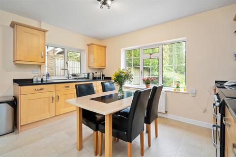 4 bedroom detached house for sale, Rodborough Road, Dorridge