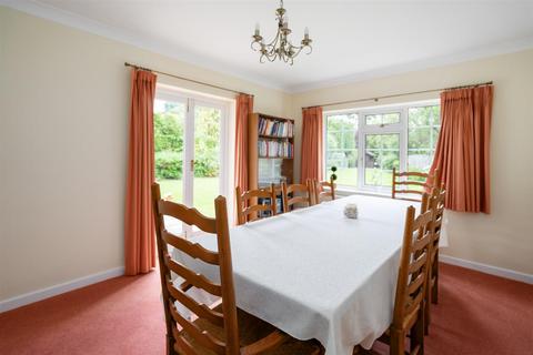 4 bedroom detached house for sale, Rodborough Road, Dorridge