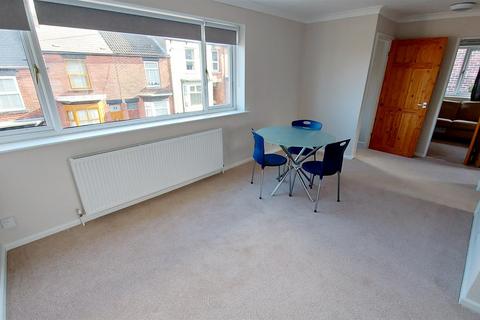 2 bedroom flat to rent, Cockayne Place, Meersbrook, Sheffield