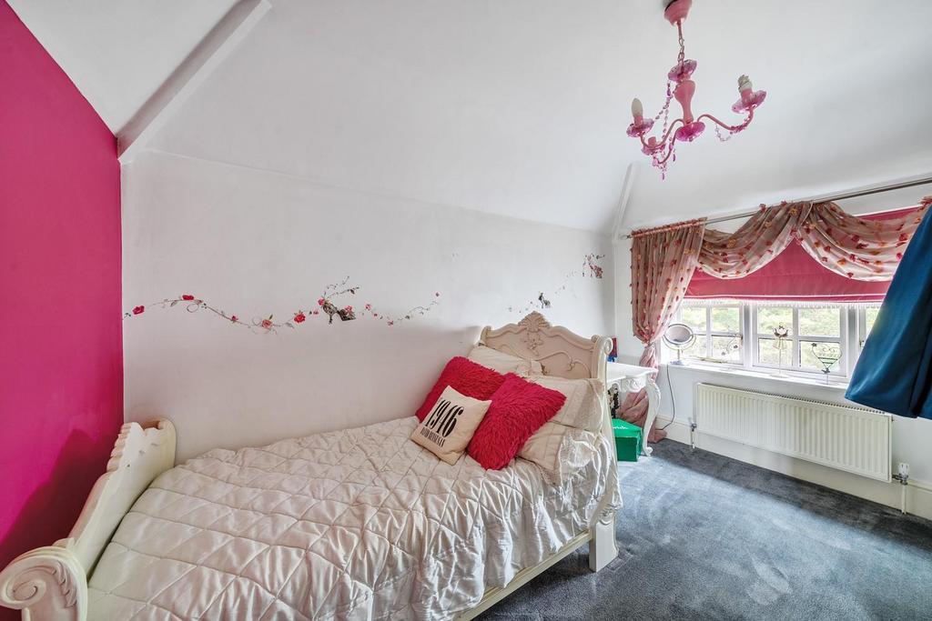 Bedroom 3.jpg