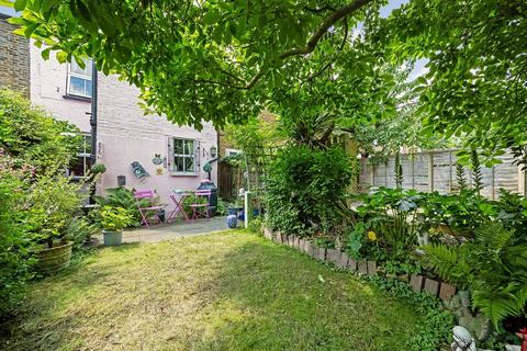 2 bedroom cottage for sale, Holly Hedge Terrace, Hither Green