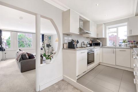 2 bedroom flat for sale, Lexham Gardens, London W8