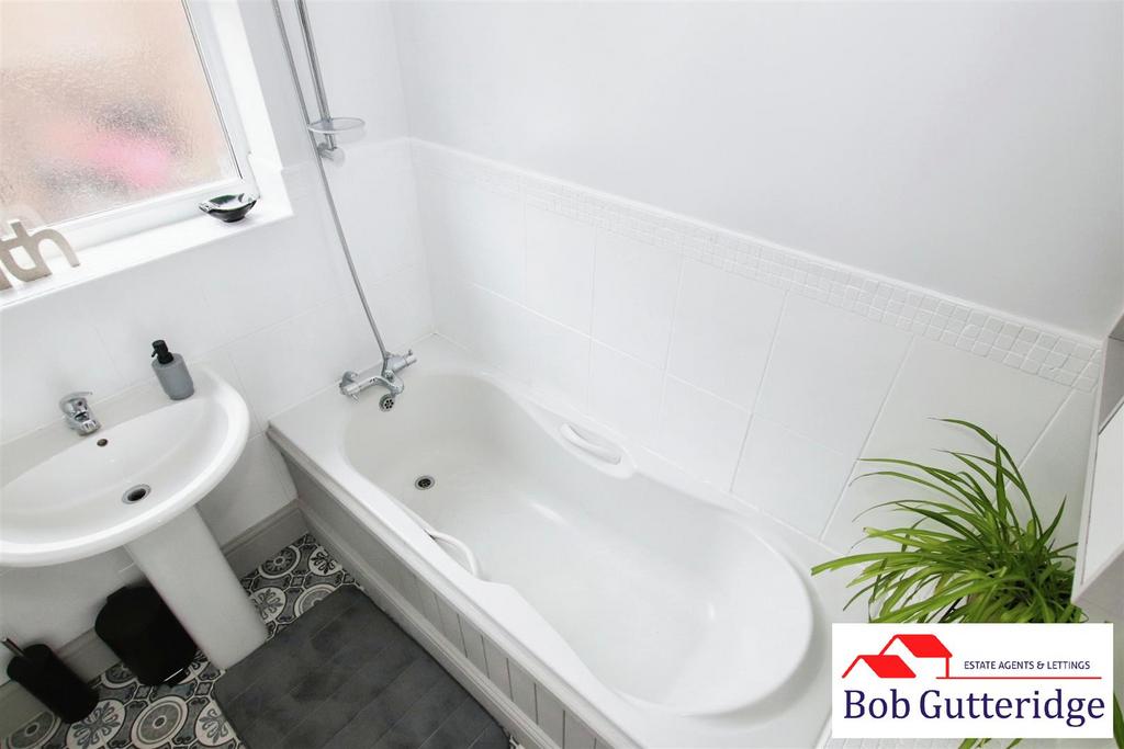 Ground floor bathroom