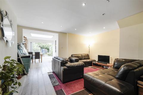 4 bedroom terraced house for sale, Princes Avenue, London W3