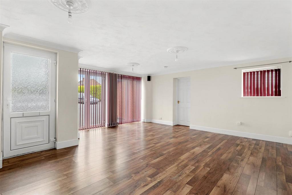 Wolverley Road, Kidderminster 3 bed semidetached house for sale £350,000