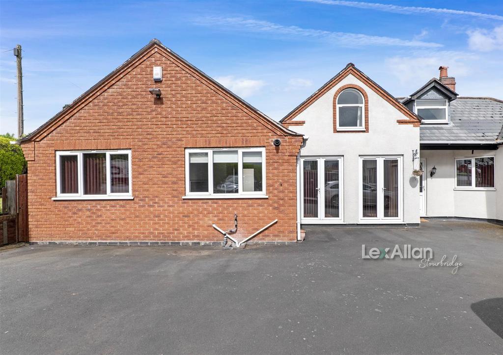 Wolverley Road, Kidderminster 3 bed semidetached house for sale £350,000