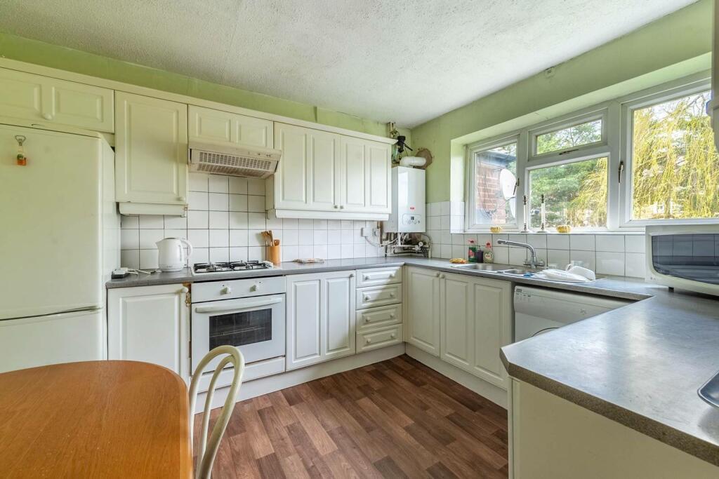 Davidson Frost-Wellings, DFW, Sterling Avenue, Sta