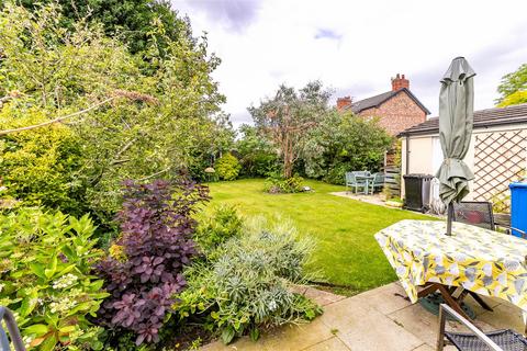 2 bedroom detached bungalow for sale, Talbot Road, Sale