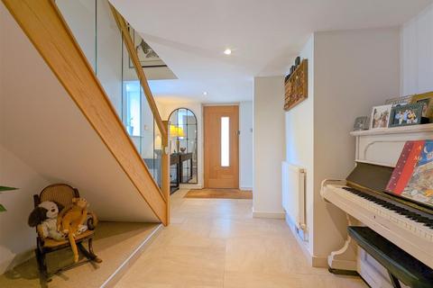 4 bedroom semi-detached house for sale, Wells Road, Malvern