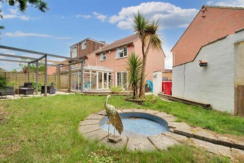 3 bedroom house for sale, Juniper Close, Worthing