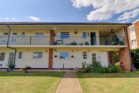 2 bedroom flat to rent, Dark Lane, Tiddington, Stratford-Upon-Avon