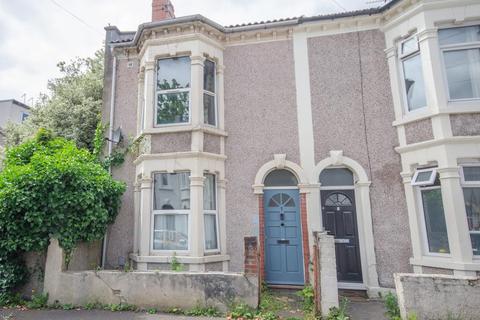 2 bedroom end of terrace house for sale, Brighton Park, Easton, Bristol