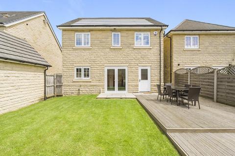 4 bedroom detached house for sale, Bletchley Road, Horsforth, LS18 4FG