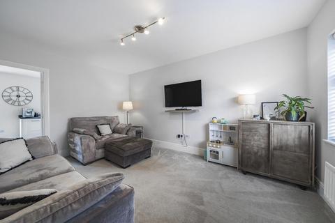 82 Bletchley Road, Horsforth, Leeds, LS18 4FG