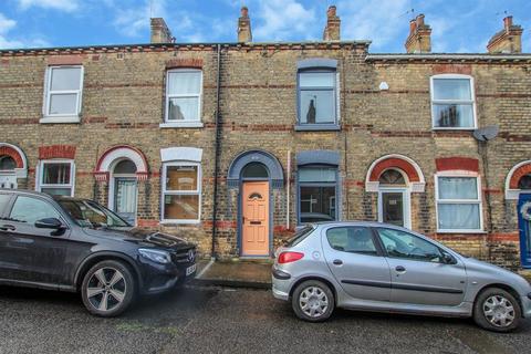 2 bedroom terraced house to rent, Albany Street, York