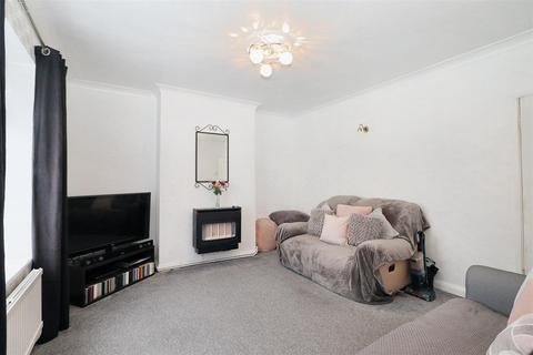 49 Torworth Road, Borehamwood, WD6 4EU