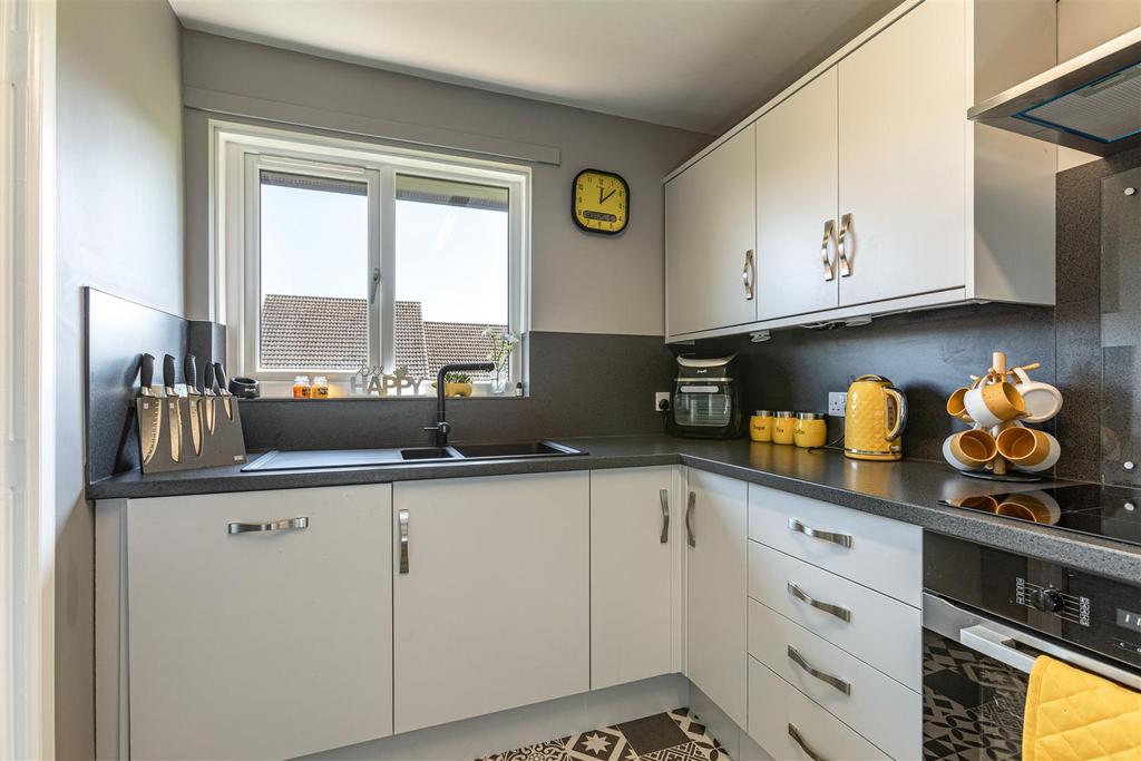 55 Kingsknowes Village, Galashiels 1 bed flat for sale £110,000