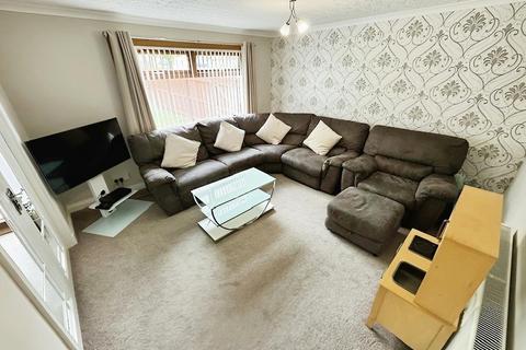 3 bedroom end of terrace house for sale, Colliston Avenue, Glenrothes